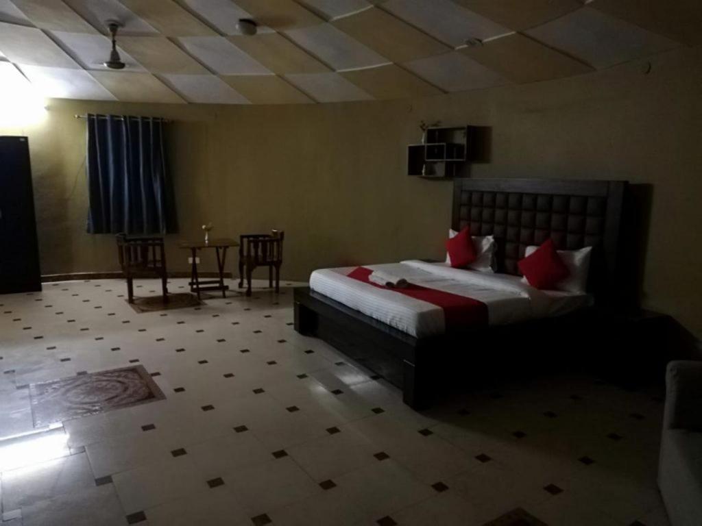 Kajipuria Resort Gajraula Экстерьер фото